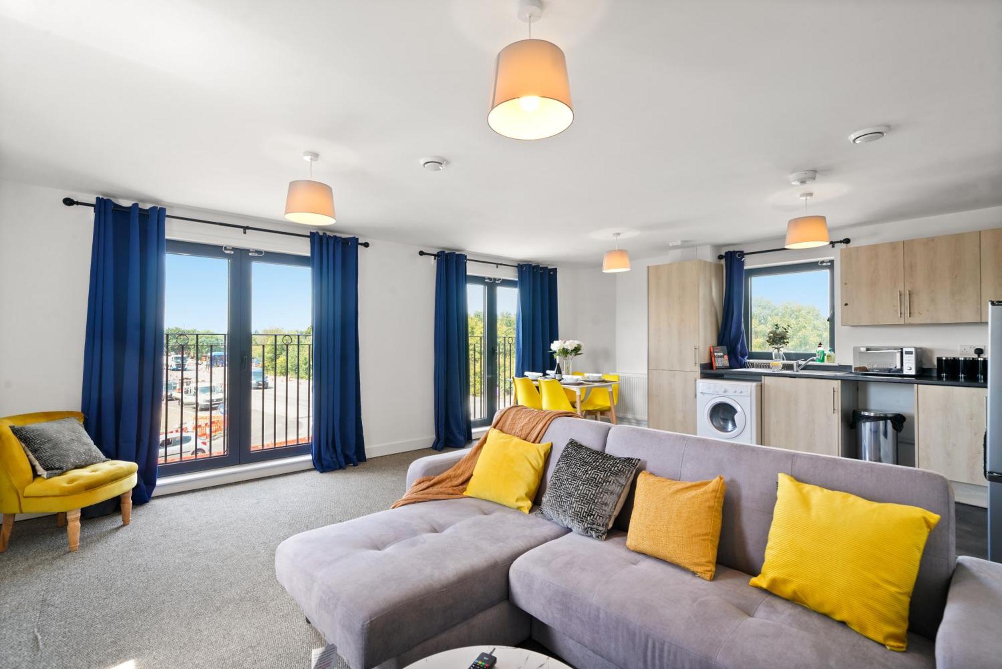 Apartment Affordable 1 & 2 Bed In Slough, Great Heathrow Location