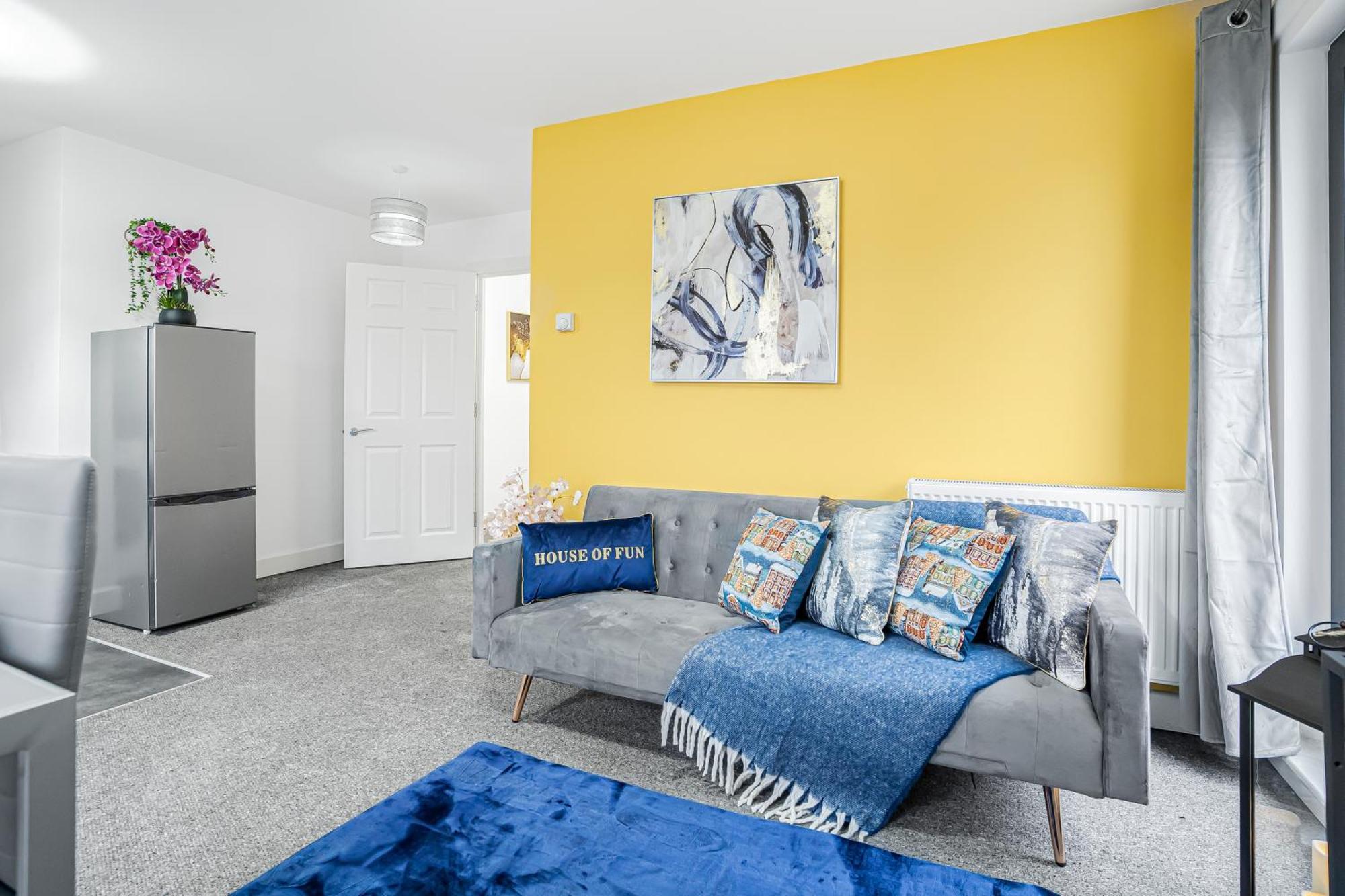 Apartment Affordable 1 & 2 Bed In Slough, Great Heathrow Location *