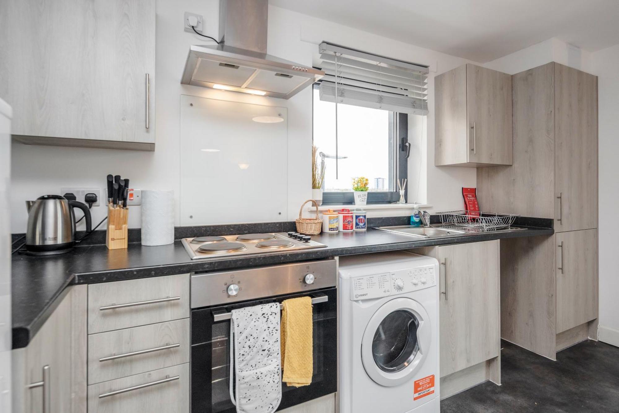 Affordable 1 & 2 Bed In Slough, Great Heathrow Location *