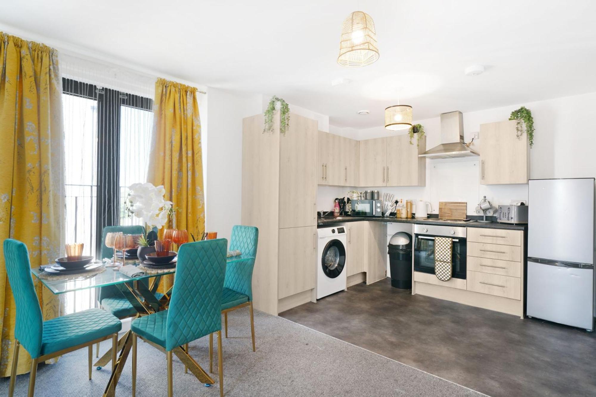 Apartment Affordable 1 & 2 Bed In Slough, Great Heathrow Location