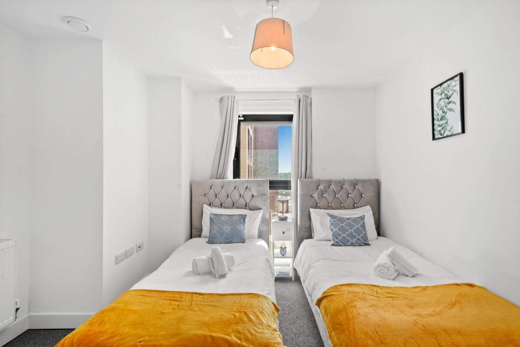 Affordable 1 & 2 Bed In Slough, Great Heathrow Location * Colnbrook